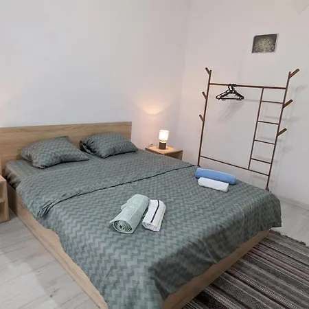 Main Square - Apartamento