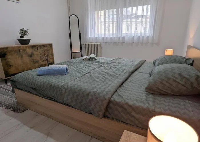 Apartment Main Square - *